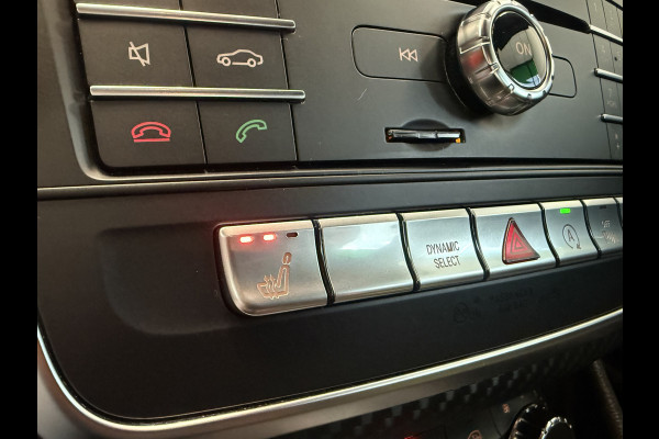 Mercedes-Benz A-Klasse 180 Business Solution AMG 18"lmv Full-led CruiseControl