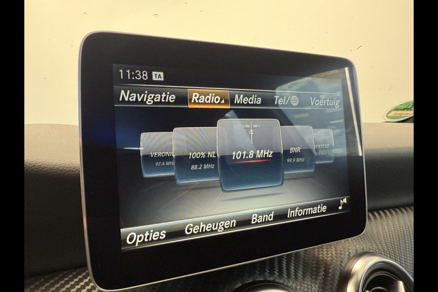 Mercedes-Benz A-Klasse 180 Business Solution AMG 18"lmv Full-led CruiseControl