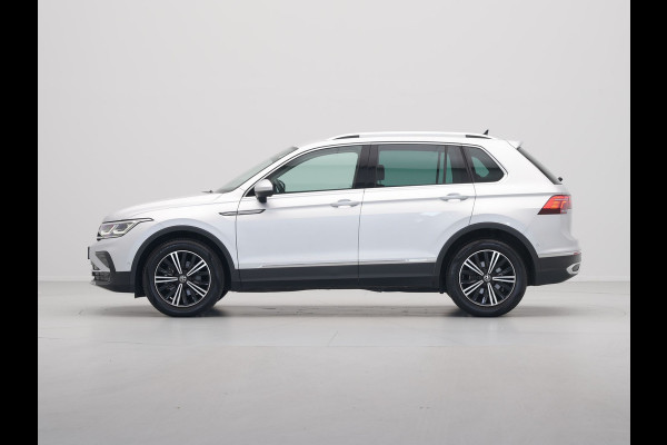 Volkswagen Tiguan 1.5 TSI 150pk DSG Elegance Matrix Led Navigatie Camera Acc Carplay Side Assist 242