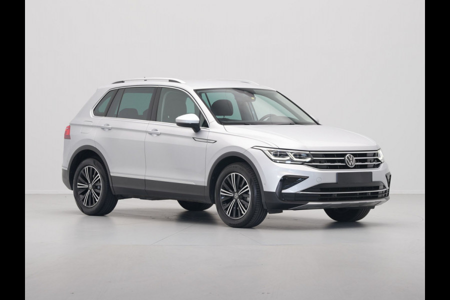 Volkswagen Tiguan 1.5 TSI 150pk DSG Elegance Matrix Led Navigatie Camera Acc Carplay Side Assist 242