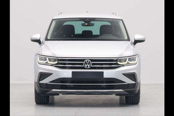 Volkswagen Tiguan 1.5 TSI 150pk DSG Elegance Matrix Led Navigatie Camera Acc Carplay Side Assist 242