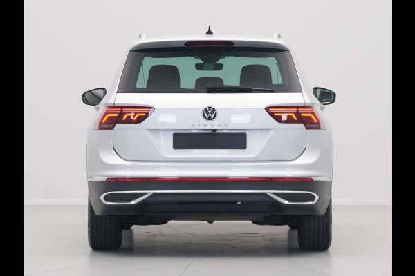 Volkswagen Tiguan 1.5 TSI 150pk DSG Elegance Matrix Led Navigatie Camera Acc Carplay Side Assist 242