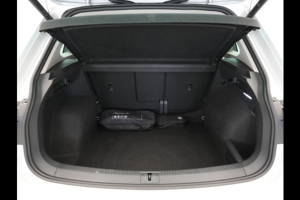 Volkswagen Tiguan 1.5 TSI 150pk DSG Elegance Matrix Led Navigatie Camera Acc Carplay Side Assist 242