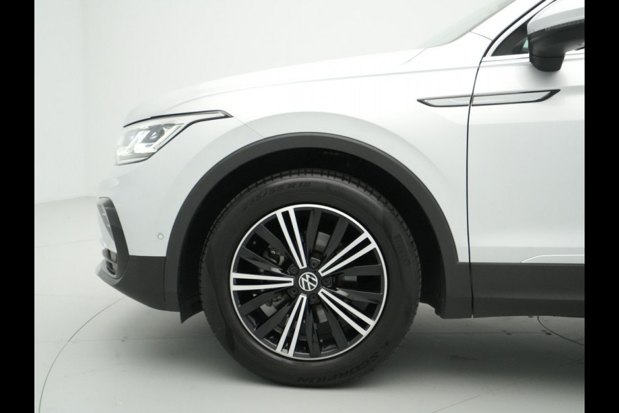 Volkswagen Tiguan 1.5 TSI 150pk DSG Elegance Matrix Led Navigatie Camera Acc Carplay Side Assist 242