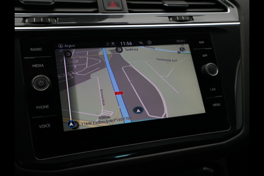 Volkswagen Tiguan 1.5 TSI 150pk DSG Elegance Matrix Led Navigatie Camera Acc Carplay Side Assist 242