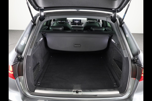 Audi A4 Avant 35 TFSI Launch edition Sport 150 PK Automaat | Trekhaak | Adaptive cruise control | Stoelverwarming | Navigatie | Privacy Glas |