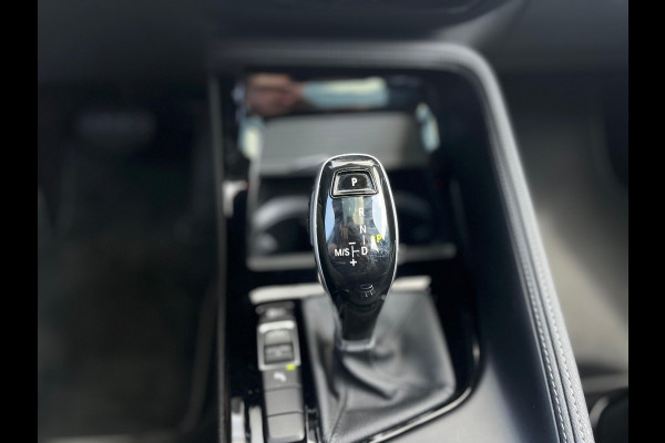 BMW X1 sDrive18i Executive Edition NL AUTO | PANO | TREKHAAK | CAMERA |
