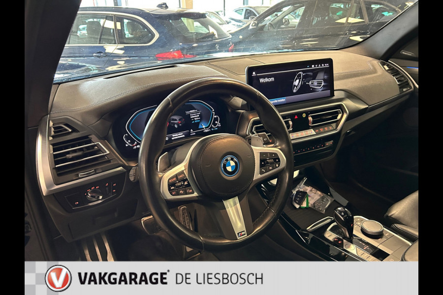 BMW X3 XDrive30e High Executive M-sport | sportstoelen | Head-up Display | Panorama-dak