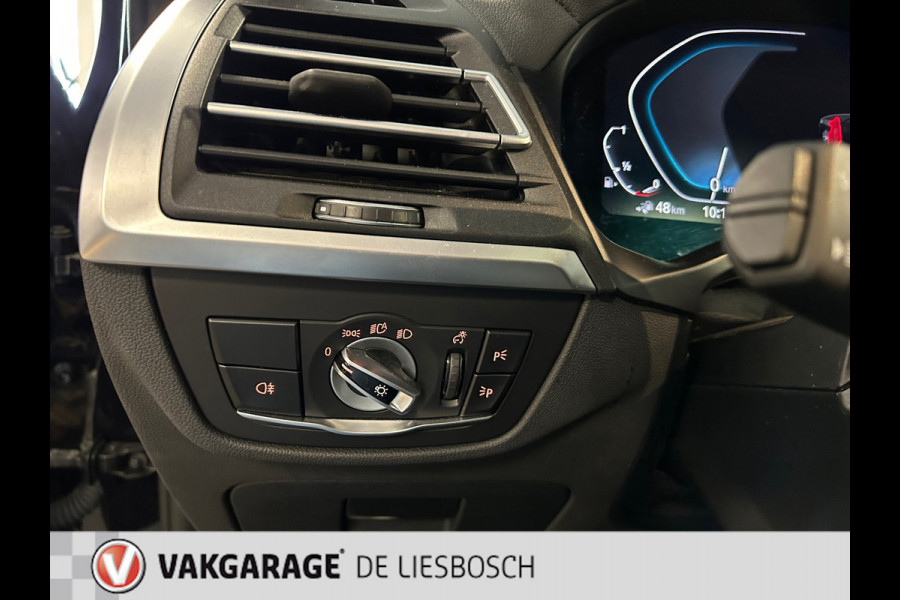 BMW X3 XDrive30e High Executive M-sport | sportstoelen | Head-up Display | Panorama-dak