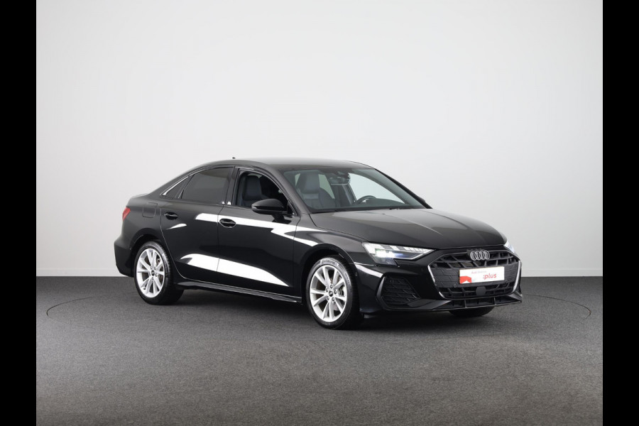 Audi A3 Limousine 30 TFSI S edition 116 pk S-tronic | Verlengde garantie | Navigatie | Parkeersensoren (Park assist) | Autom. airco (3 zones) | Stoelverwarming | S-Line |