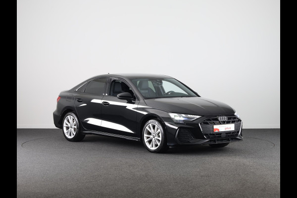Audi A3 Limousine 30 TFSI S edition 116 pk S-tronic | Verlengde garantie | Navigatie | Parkeersensoren (Park assist) | Autom. airco (3 zones) | Stoelverwarming | S-Line |