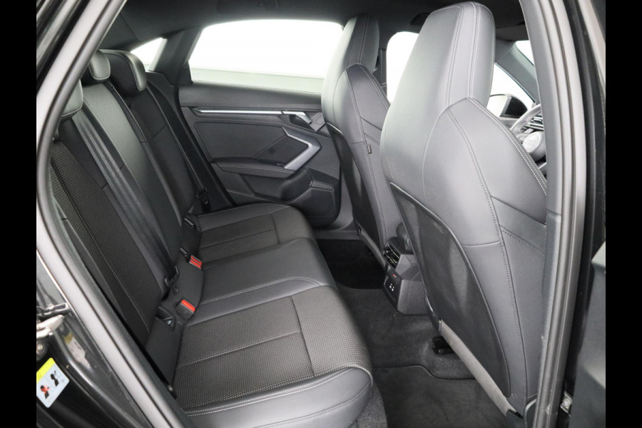 Audi A3 Limousine 30 TFSI S edition 116 pk S-tronic | Verlengde garantie | Navigatie | Parkeersensoren (Park assist) | Autom. airco (3 zones) | Stoelverwarming | S-Line |