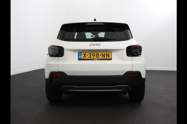 Jeep Avenger Longitude 54 kWh Navigatie Apple Carplay/ Android Auto Parkeersensor achter Cruise Control Stoelverwarming Full LED Virtual Cockpit Climate Control
