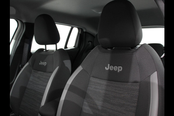 Jeep Avenger Longitude 54 kWh Navigatie Apple Carplay/ Android Auto Parkeersensor achter Cruise Control Stoelverwarming Full LED Virtual Cockpit Climate Control