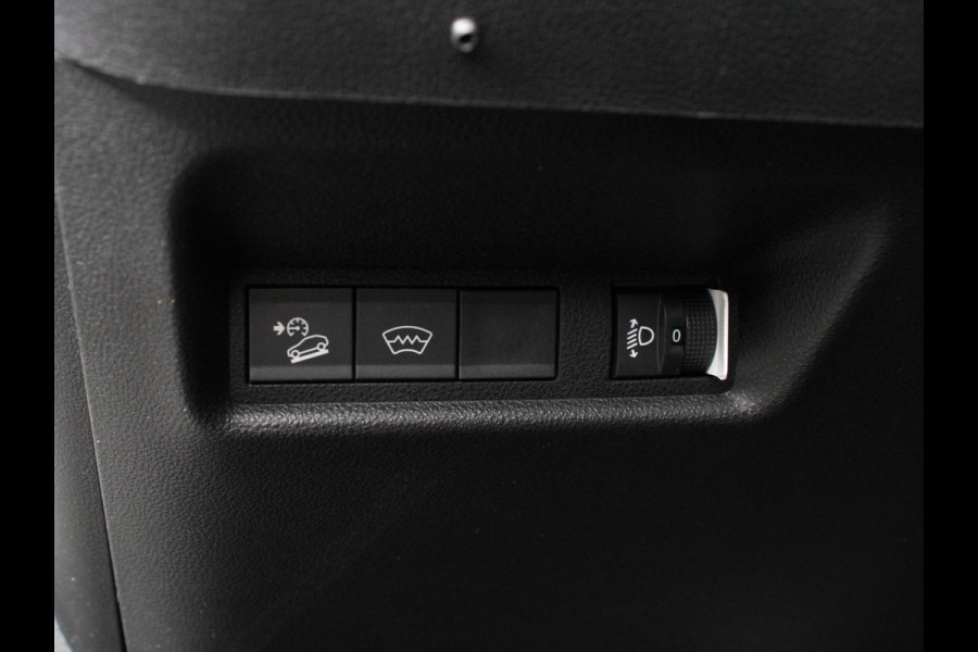 Jeep Avenger Longitude 54 kWh Navigatie Apple Carplay/ Android Auto Parkeersensor achter Cruise Control Stoelverwarming Full LED Virtual Cockpit Climate Control