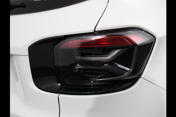 Jeep Avenger Longitude 54 kWh Navigatie Apple Carplay/ Android Auto Parkeersensor achter Cruise Control Stoelverwarming Full LED Virtual Cockpit Climate Control