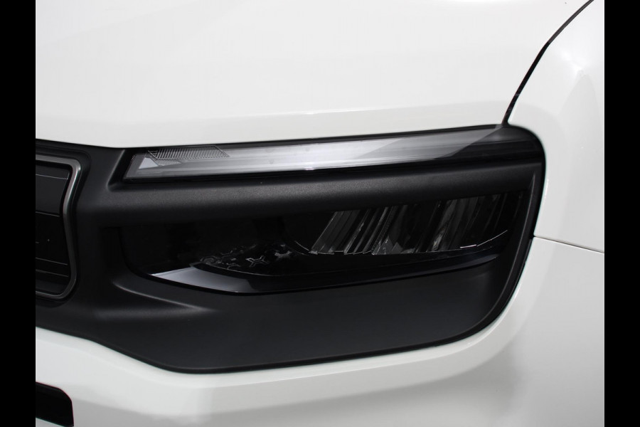 Jeep Avenger Longitude 54 kWh Navigatie Apple Carplay/ Android Auto Parkeersensor achter Cruise Control Stoelverwarming Full LED Virtual Cockpit Climate Control