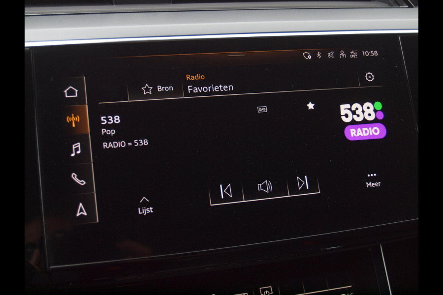 Audi e-tron 55 quattro edition 95 kWh | NL-Auto | Trekhaak | Parkeersensoren | DAB |