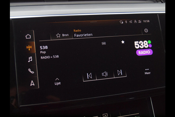Audi e-tron 55 quattro edition 95 kWh | NL-Auto | Trekhaak | Parkeersensoren | DAB |