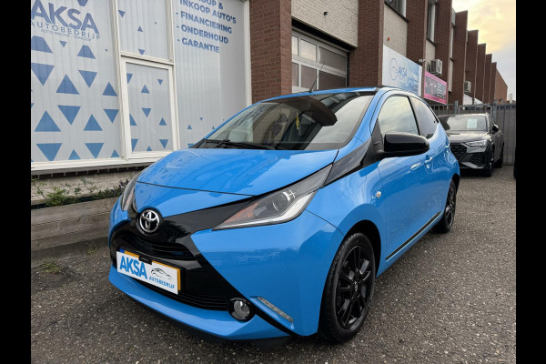 Toyota Aygo 1.0 VVT-i x-wave Vouwdak Camera Navi Sportvelg Leder Garantie