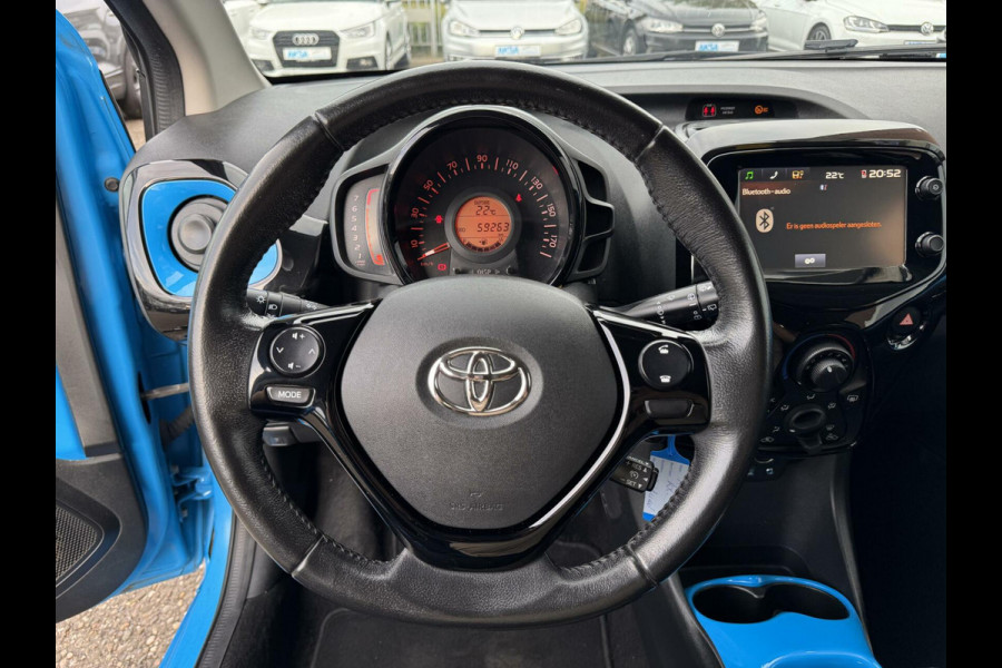 Toyota Aygo 1.0 VVT-i x-wave Vouwdak Camera Navi Sportvelg Leder Garantie