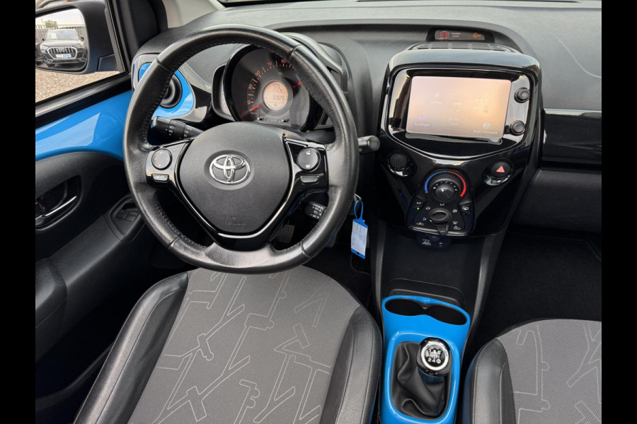 Toyota Aygo 1.0 VVT-i x-wave Vouwdak Camera Navi Sportvelg Leder Garantie