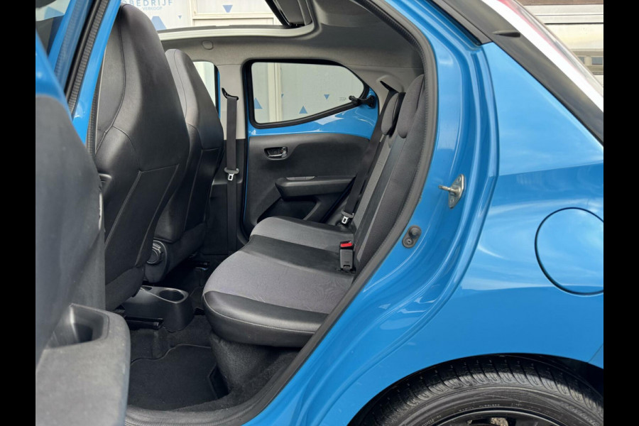 Toyota Aygo 1.0 VVT-i x-wave Vouwdak Camera Navi Sportvelg Leder Garantie