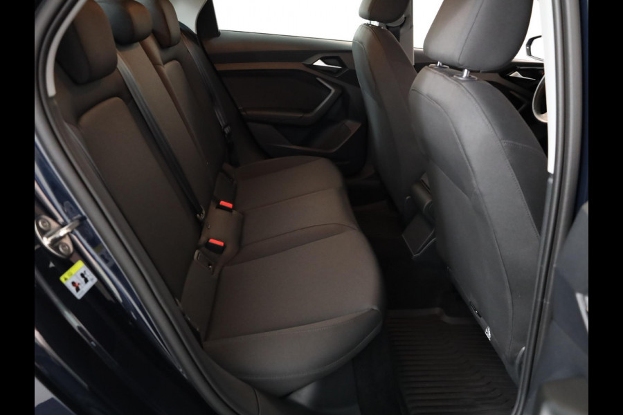 Audi A1 Sportback 25 TFSI Pro Line S 95pk 5bak| Navi| 17'LM-velgen| Parksensors |
