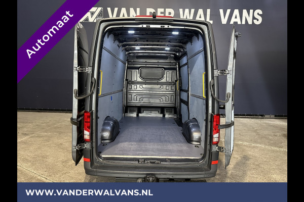 Volkswagen Crafter 2.0 TDI 141pk Automaat L3H3 L2H2 Euro6 Airco | Camera | Navigatie | 3000kg Trekhaak | Cruisecontrol Chauffeursstoel, Parkeersensoren, Stoelverwarming, Bijrijdersbank