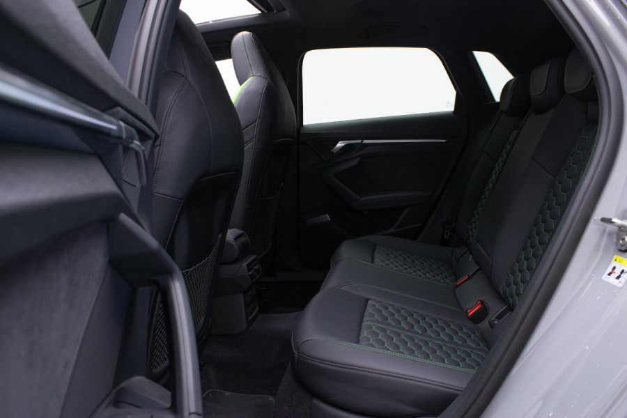 Audi RS3 Sportback 2.5 TFSI Quattro |Pano|Massage|Ceramic|Carbon|Memory|VOLL|