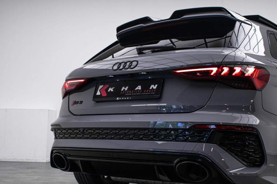 Audi RS3 Sportback 2.5 TFSI Quattro |Pano|Massage|Ceramic|Carbon|Memory|VOLL|