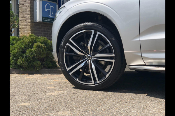 Volvo XC60 2.0 B5 R-Design | Pano, Leder, Luchtvering, 360 Camera, Stoel+Stuurverw., Carplay/Android, Virt. Cockp. | NAP |