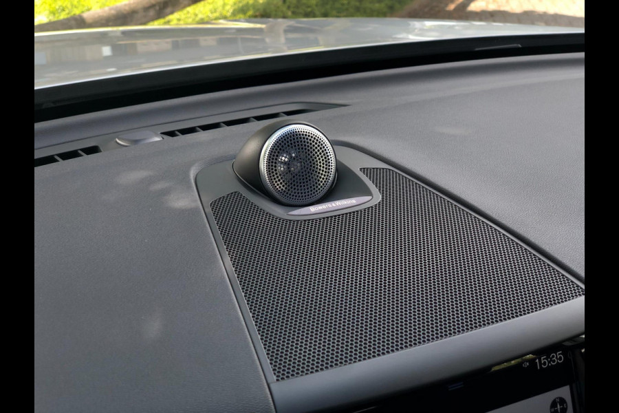 Volvo XC60 2.0 B5 R-Design | Pano, Leder, Luchtvering, 360 Camera, Stoel+Stuurverw., Carplay/Android, Virt. Cockp. | NAP |