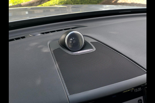 Volvo XC60 2.0 B5 R-Design | Pano, Leder, Luchtvering, 360 Camera, Stoel+Stuurverw., Carplay/Android, Virt. Cockp. | NAP |