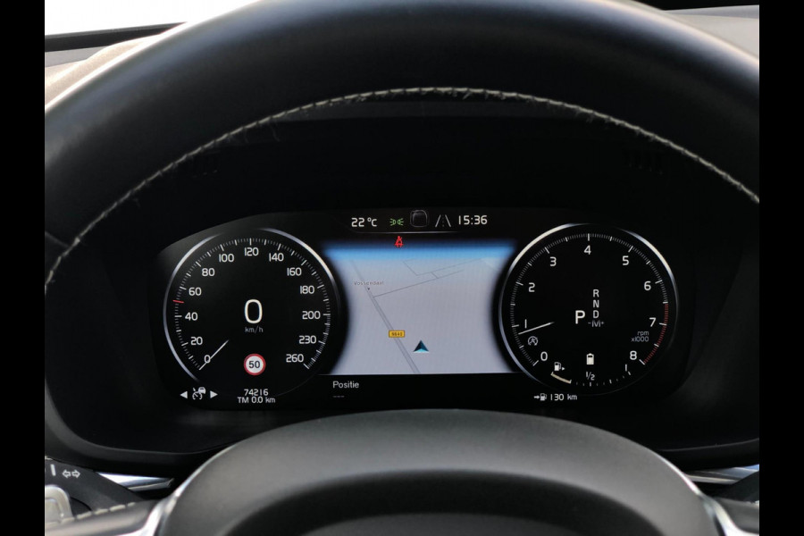 Volvo XC60 2.0 B5 R-Design | Pano, Leder, Luchtvering, 360 Camera, Stoel+Stuurverw., Carplay/Android, Virt. Cockp. | NAP |