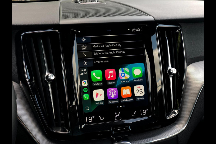 Volvo XC60 2.0 B5 R-Design | Pano, Leder, Luchtvering, 360 Camera, Stoel+Stuurverw., Carplay/Android, Virt. Cockp. | NAP |