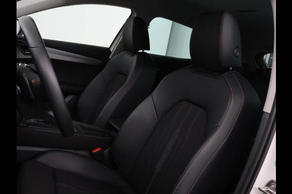 CUPRA Formentor 1.4 e-Hybrid | Adaptive cruise | Stuurverwarming | Full LED | Sportstoelen | Keyless | Climate control | Parkeerhulp | DAB | Sfeerverlichting | PHEV