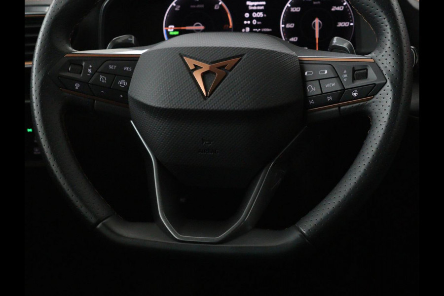 CUPRA Formentor 1.4 e-Hybrid | Adaptive cruise | Stuurverwarming | Full LED | Sportstoelen | Keyless | Climate control | Parkeerhulp | DAB | Sfeerverlichting | PHEV