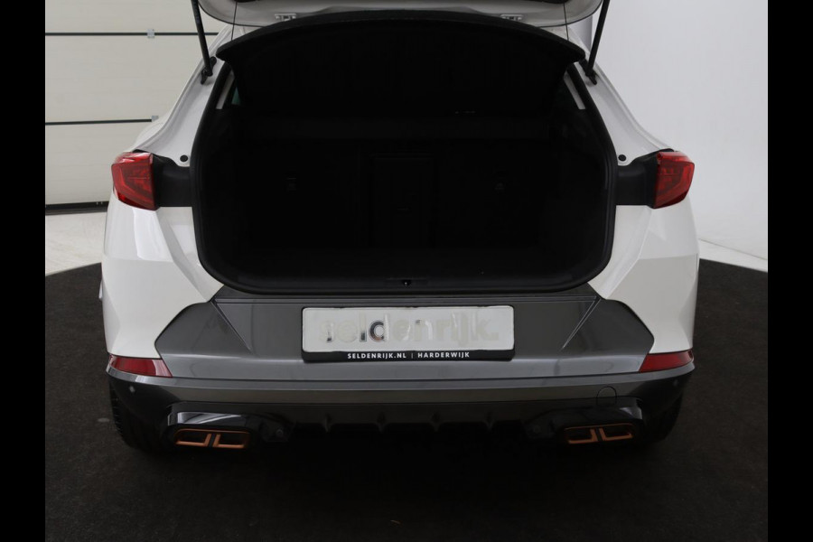 CUPRA Formentor 1.4 e-Hybrid | Adaptive cruise | Stuurverwarming | Full LED | Sportstoelen | Keyless | Climate control | Parkeerhulp | DAB | Sfeerverlichting | PHEV