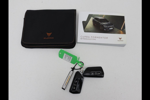 CUPRA Formentor 1.4 e-Hybrid | Adaptive cruise | Stuurverwarming | Full LED | Sportstoelen | Keyless | Climate control | Parkeerhulp | DAB | Sfeerverlichting | PHEV