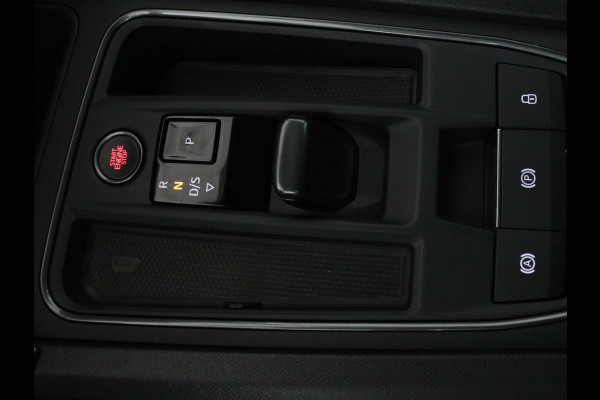 CUPRA Formentor 1.4 e-Hybrid | Adaptive cruise | Stuurverwarming | Full LED | Sportstoelen | Keyless | Climate control | Parkeerhulp | DAB | Sfeerverlichting | PHEV