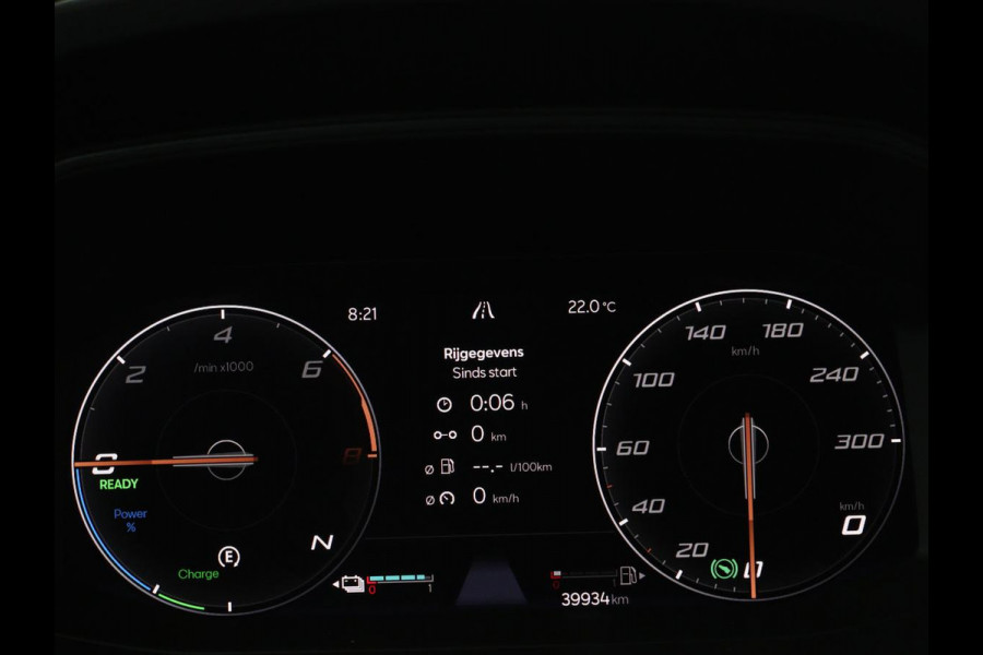 CUPRA Formentor 1.4 e-Hybrid | Adaptive cruise | Stuurverwarming | Full LED | Sportstoelen | Keyless | Climate control | Parkeerhulp | DAB | Sfeerverlichting | PHEV