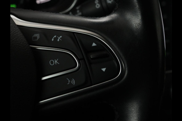 Renault Kadjar 1.3 TCe Zen | Automaat | Stoelverwarming | Trekhaak | Navigatie | Climate control | Keyless | Parkeerhulp | Cruise control