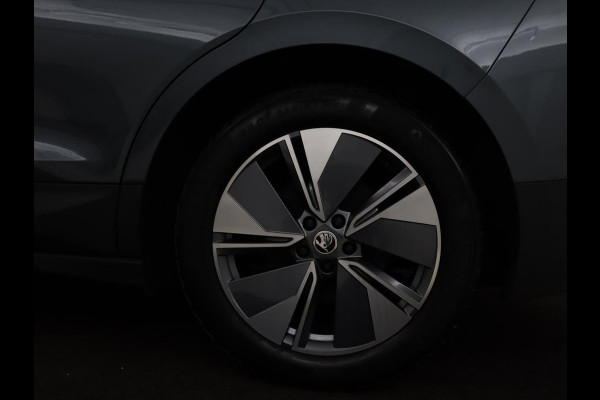 Škoda ENYAQ iV 60 | Trekhaak | Camera | Sfeerverlichting | Carplay | Full LED | Navigatie | Cruise control | Bluetooth | Parkeerhulp | DAB