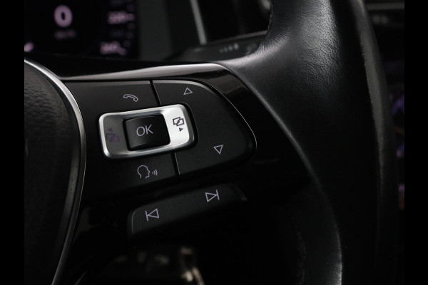 Volkswagen Golf 1.0 TSI Highline | Full LED | Virtual Cockpit | Carplay | Adaptive cruise | Navigatie | Climate control | Parkeerhulp | Sportstoelen