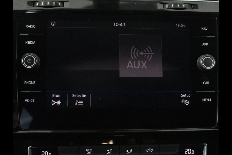 Volkswagen Golf 1.0 TSI Highline | Full LED | Virtual Cockpit | Carplay | Adaptive cruise | Navigatie | Climate control | Parkeerhulp | Sportstoelen