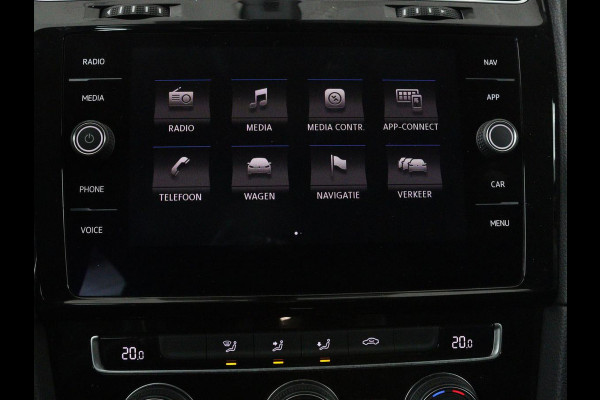 Volkswagen Golf 1.0 TSI Highline | Full LED | Virtual Cockpit | Carplay | Adaptive cruise | Navigatie | Climate control | Parkeerhulp | Sportstoelen