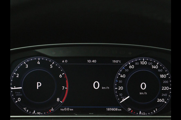Volkswagen Golf 1.0 TSI Highline | Full LED | Virtual Cockpit | Carplay | Adaptive cruise | Navigatie | Climate control | Parkeerhulp | Sportstoelen