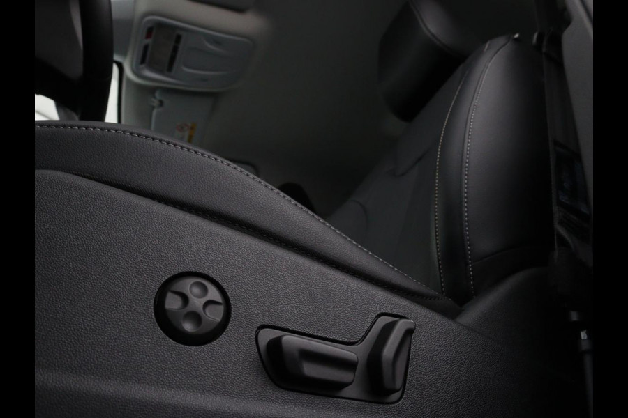 Opel Grandland 1.6 Turbo Hybrid Ultimate | Stoelventilatie | Nachtzicht | Leder | Adaptive cruise | 360 camera | Carplay | Matrix LED | Park Assist | Stoelverwarming | Keyless | Navigatie | PHEV