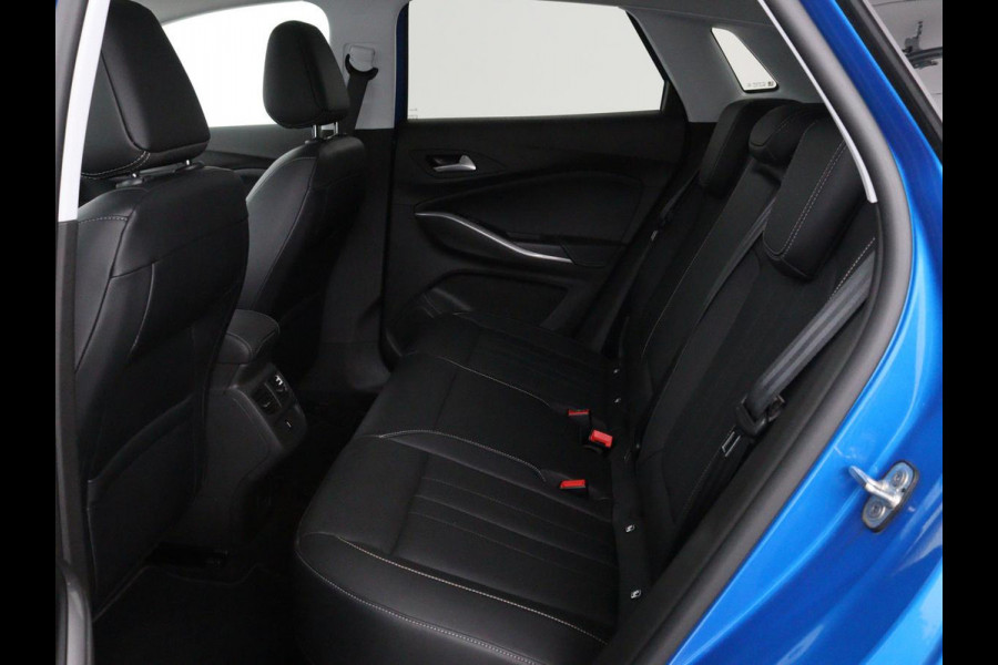Opel Grandland 1.6 Turbo Hybrid Ultimate | Stoelventilatie | Nachtzicht | Leder | Adaptive cruise | 360 camera | Carplay | Matrix LED | Park Assist | Stoelverwarming | Keyless | Navigatie | PHEV